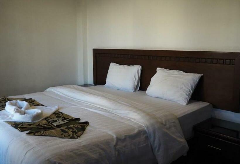 استودیوی استاندارد, Al Fawanes Hotel Apartments