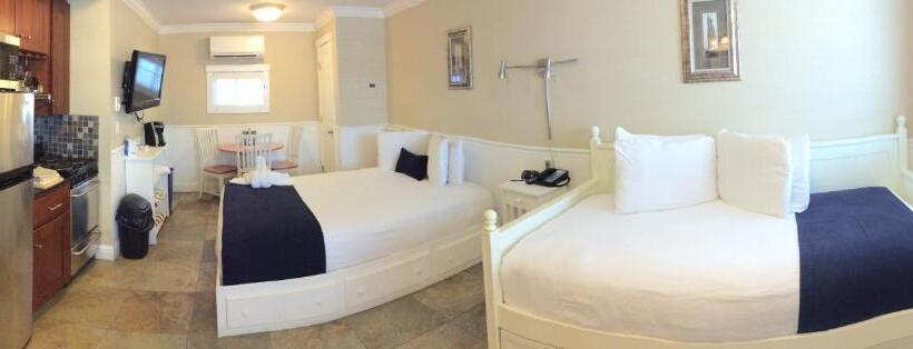 اتاق استاندارد چهارنفره با بالکن, The Beachwood