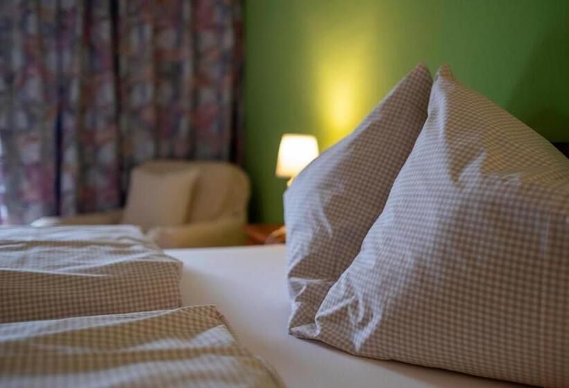 Апартаменты 3 Спальни, Residence Obermoarhof   Comfortable Apartments For Families, Swimmingpool, Playing Grounds, Almencar
