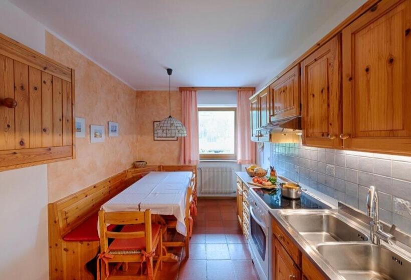 Апартаменты 3 Спальни, Residence Obermoarhof   Comfortable Apartments For Families, Swimmingpool, Playing Grounds, Almencar