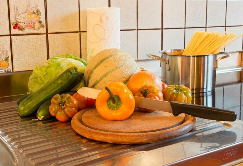 Апартаменты 2 Спальни, Residence Obermoarhof   Comfortable Apartments For Families, Swimmingpool, Playing Grounds, Almencar