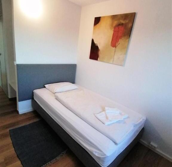 Номер Стандарт Индивидуальный, Creo Hotel Dessau