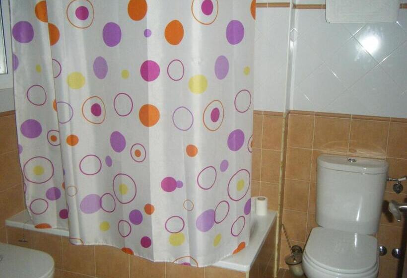 Семейный Номер, Hostal Muriel