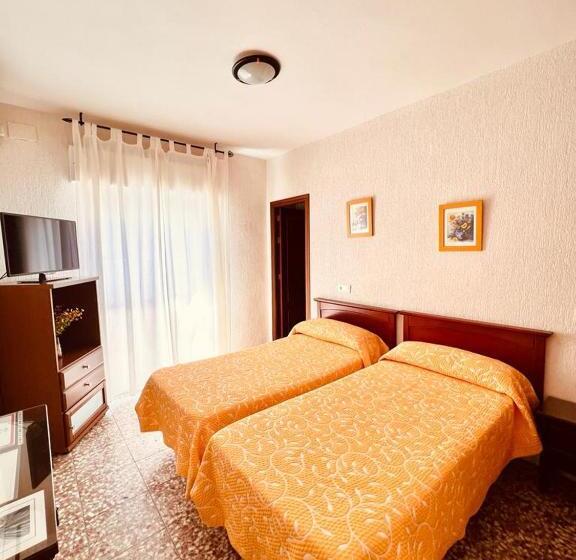 غرفة عائلية, Hostal Muriel
