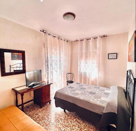 غرفة عائلية, Hostal Muriel