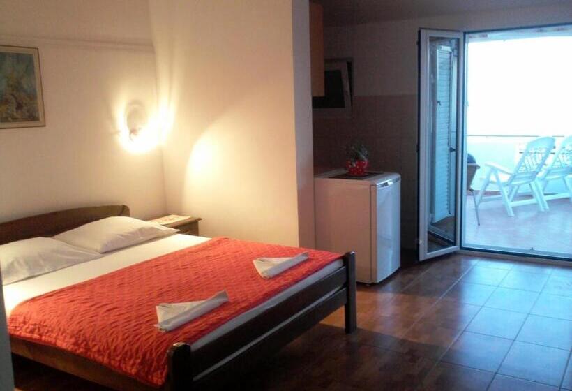 스탠다드 스튜디오 바다 전망, Oaza Guest House