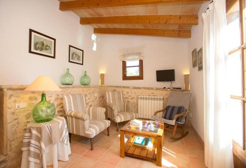 Апартаменты 2 Спальни, Agroturismo Es Pla De Llodrá