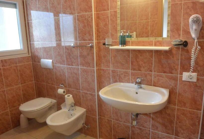 Номер Стандарт, B&b Maya