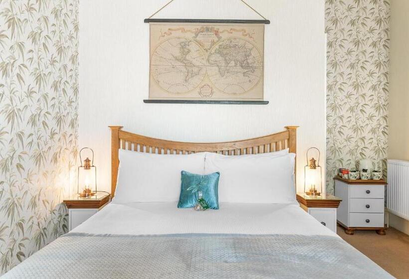 غرفة عائلية, Kings Lodge