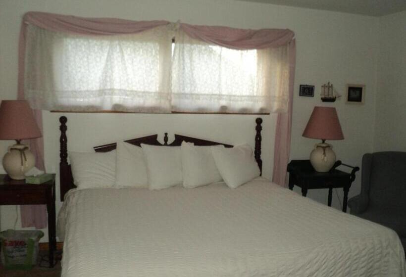 Люкс, Harbor Haus Inn & Suites