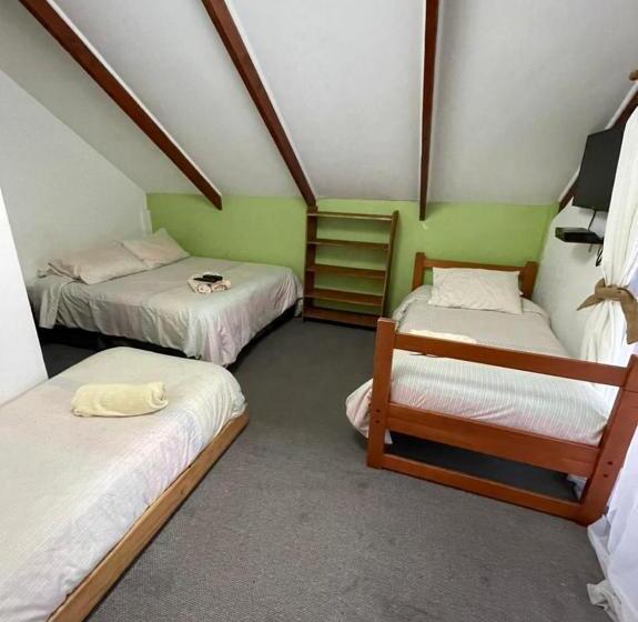 패밀리 룸, Pucontours Hostal   Hostel