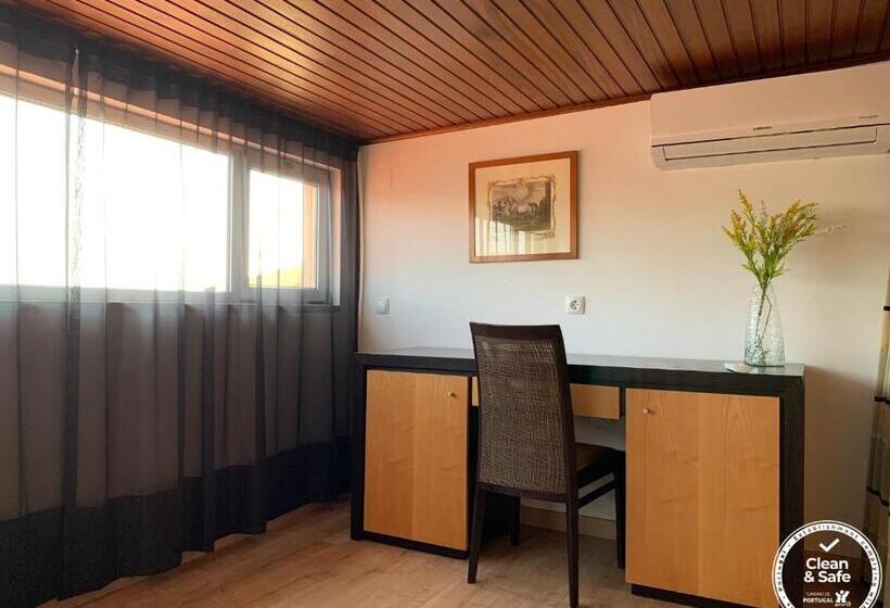 Студия Стандарт, Discovery Apartment Carnaxide