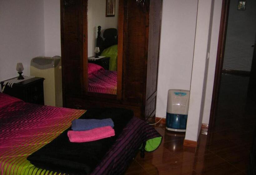 Дом 4 Спальни, Residencia Ana