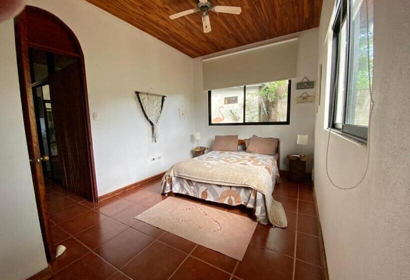 Дом 3 Спальни, Casa Alice Marbella Lodge