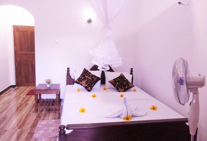 اتاق استاندارد با تخت بزرگ, Sunny Side Villa