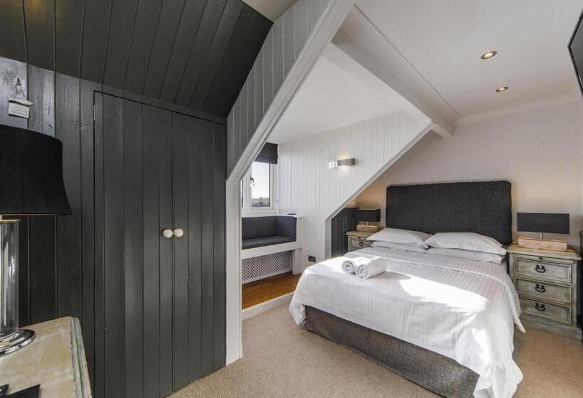 Superior Room, Bosanneth