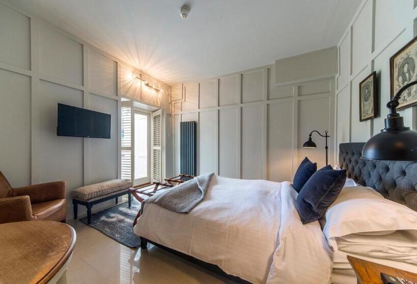 Superior Room King Size Bed, Bosanneth