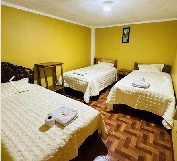 اتاق کلاسیک سه تخته, Dream House B&b