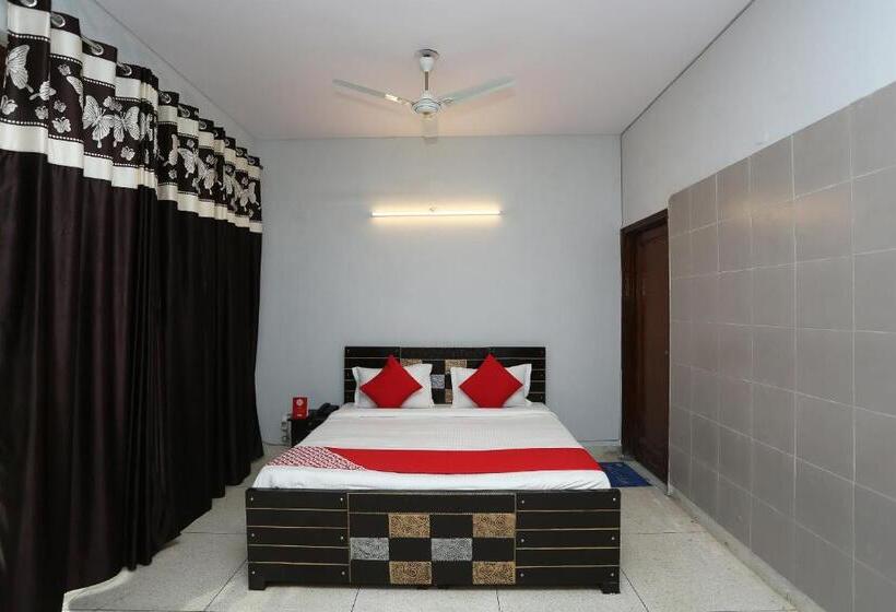 غرفة كلاسيكية ثلاثية, Oyo 29268 White Arcade