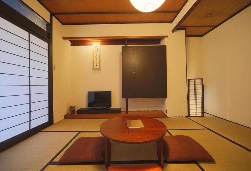 Номер Стандарт Четырехместный Совместный Санузел, Setouchi Mangetsuso