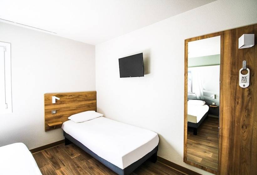 Номер Стандарт Трехместный, B&b Hotel Montélimar Sud