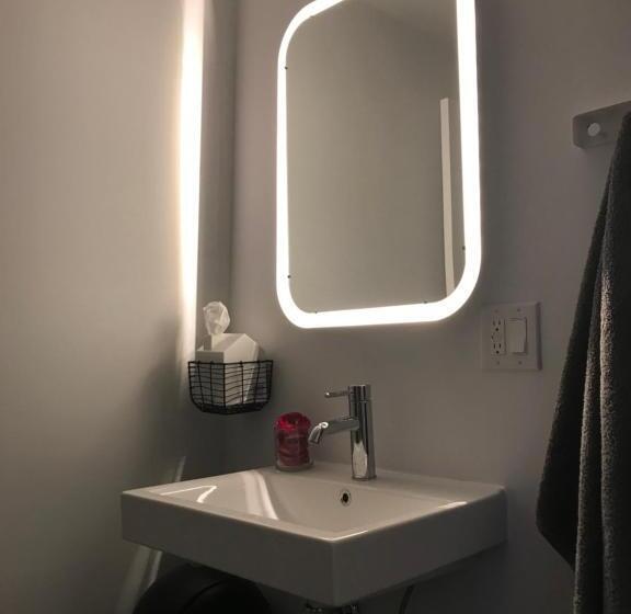 스탠다드 룸 공동 욕실, Modern Guesthouse Ironbound Newark With Kitchen Fasttraintonyc Onestoptoairport