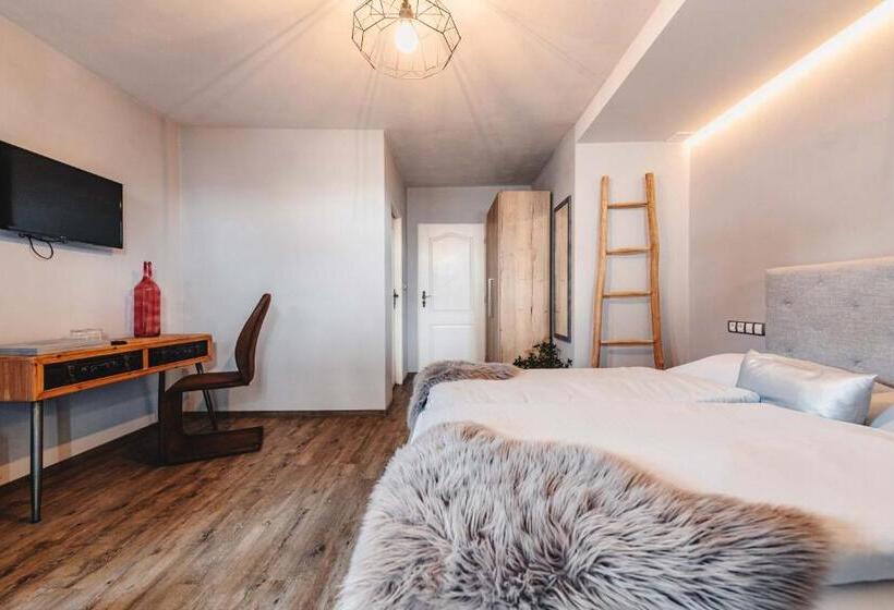 디럭스 룸, Resort Mlýn černovice