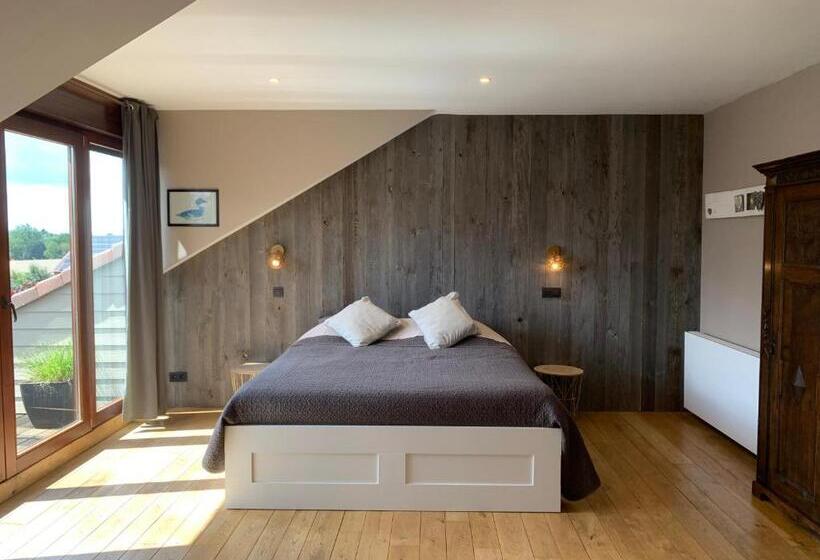 اتاق سوپریور, La Ferme Des Eglantines