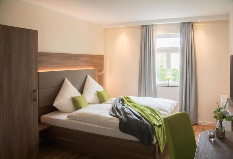 Номер Стандарт, Landgasthof Hotel Zur Linde