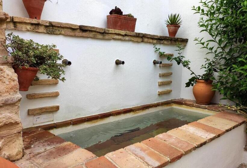 آپارتمان 1 خوابه, Alhajas De Cordoba