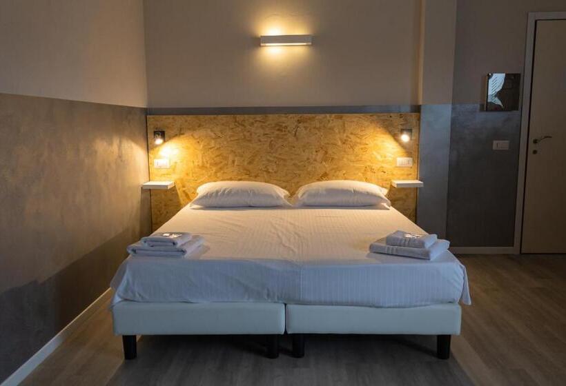 Номер Deluxe, Bergamo Guesthouse   Self Check In