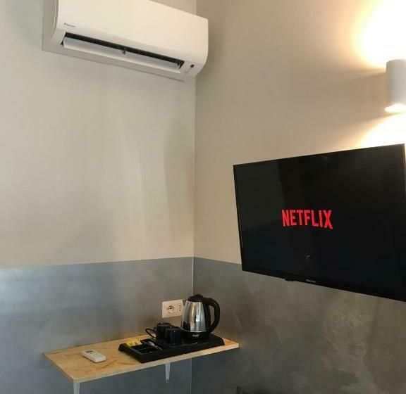 Номер Стандарт Трехместный, Bergamo Guesthouse   Self Check In