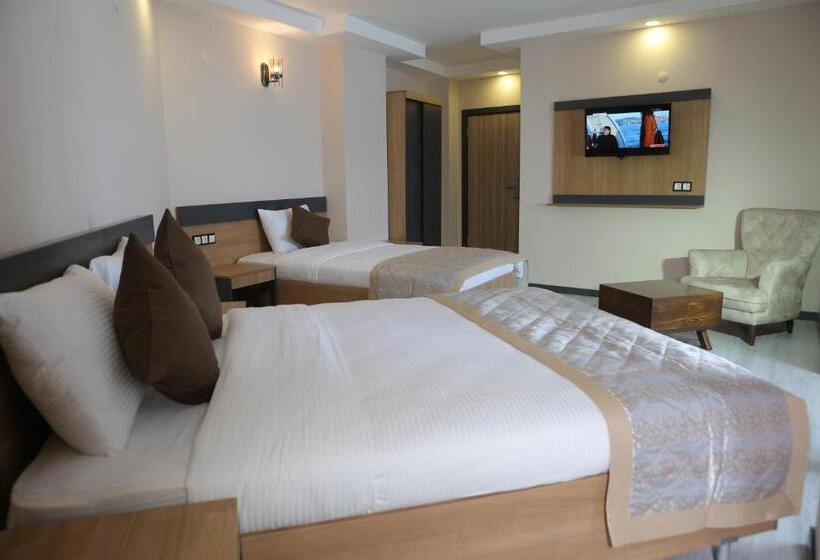家庭间, Korkmaz Otel