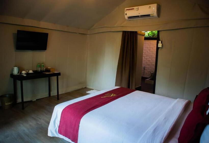 Standard Tent, Dbambookamp Desa Wisata Ekang