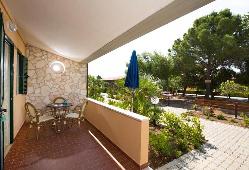 Apartamento 2 Dormitórios, Villaggio Mirage