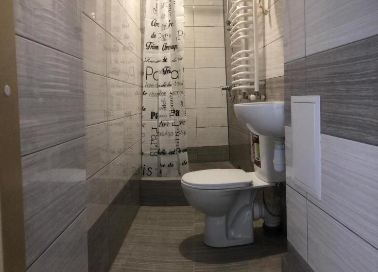 آپارتمان لوکس 1 خوابه, Etno Hostel