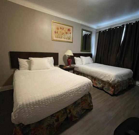 Номер Стандарт, Travelodge By Wyndham London Ontario