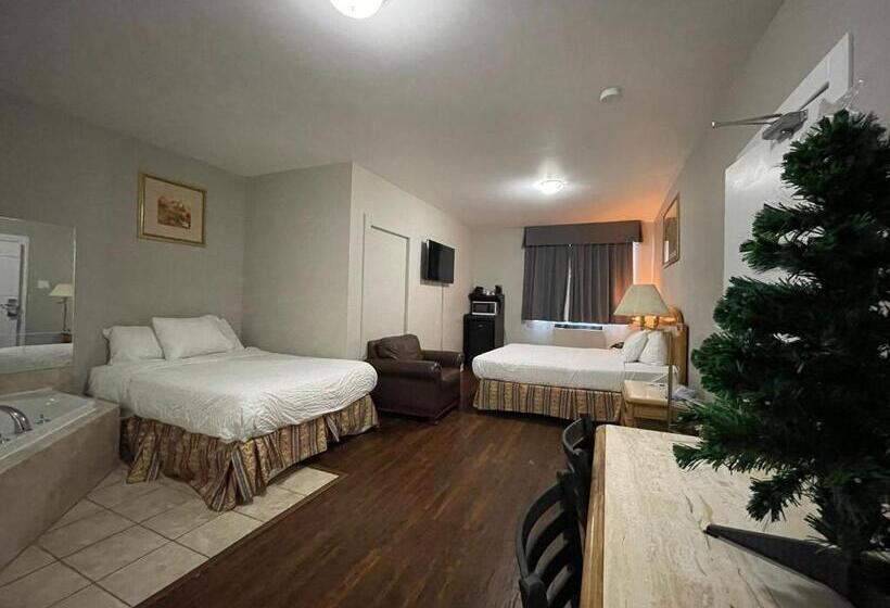 Стандартный Номер Кровать Кинг, Travelodge By Wyndham London Ontario