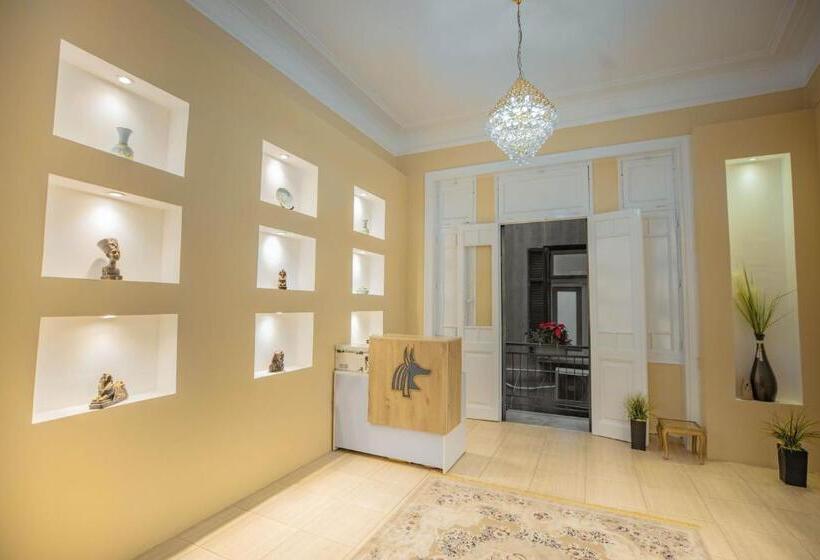 اتاق استاندارد, The Square Boutique