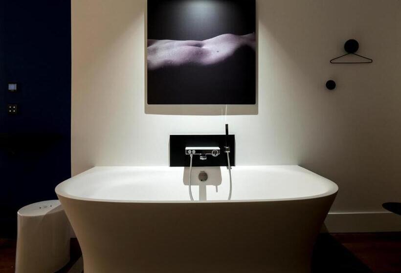 سوییت اجرایی, Mihotel Vieux Lyon