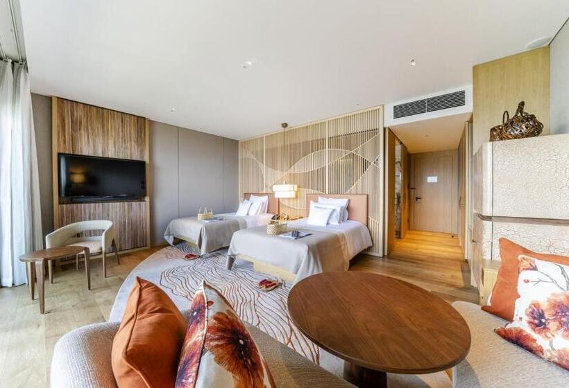Номер Клуб, Ana Intercontinental Beppu Resort & Spa, An Ihg