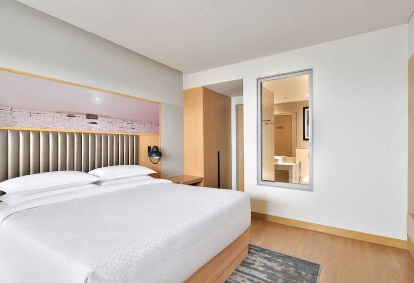 이그제큐티브 스위트, Four Points By Sheraton Kochi Infopark
