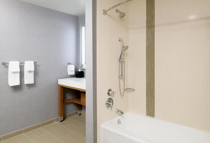 Quarto Estandar Cama King para Deficientes Físicos, Hyatt Place Pasadena