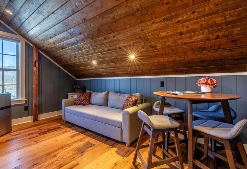 Номер Superior Кровать Кинг, The Barnstead Inn