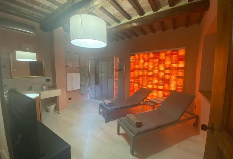 스위트, Gh Borgo Pulciano Agriturismo