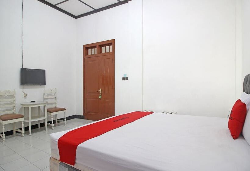 디럭스 룸, Reddoorz Plus @ Taman Siswa 3