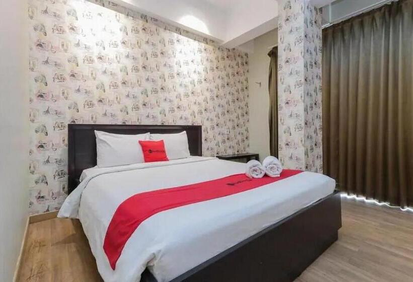 Family Suite, Reddoorz Plus At Riverside Malang