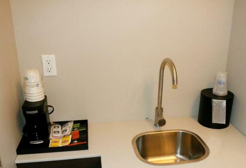 身障者適用キングサイズベッドルーム, Best Western Plus New Barstow Inn & Suites