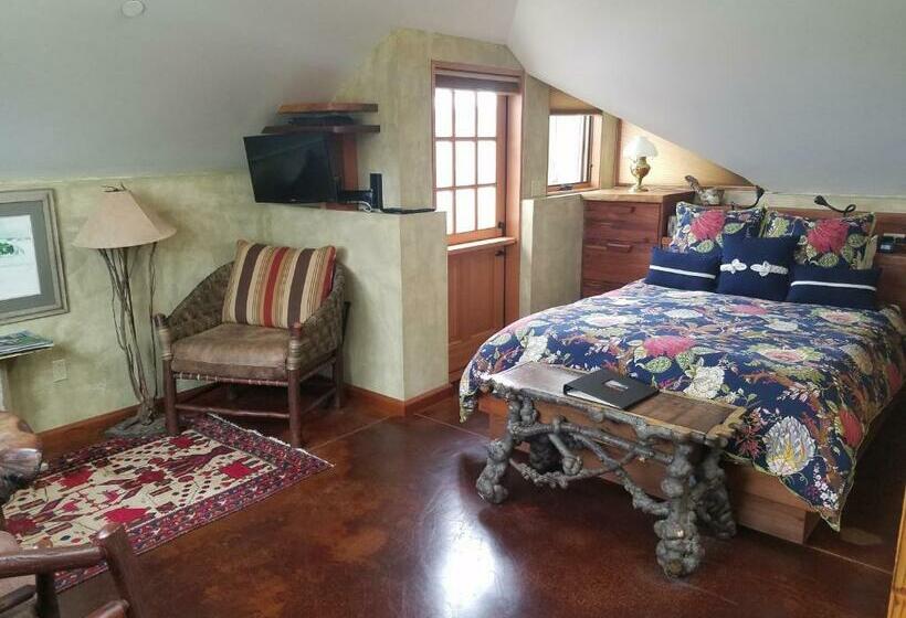 Студия Стандарт, The Inn At Newport Ranch