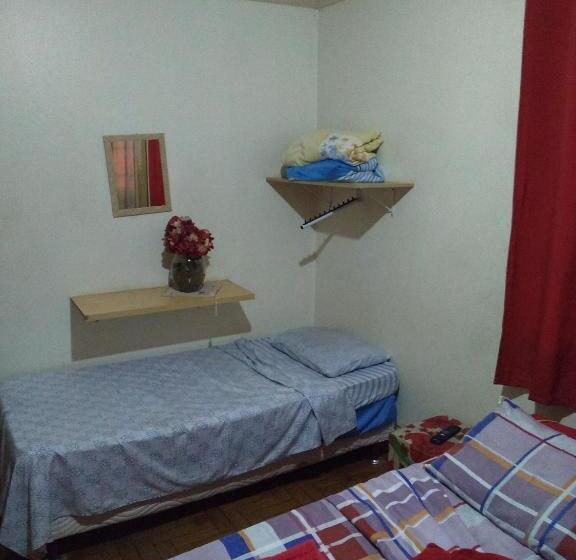 اتاق استاندارد سه تخته با سرویس بهداشتی مشترک, Santa Marta
